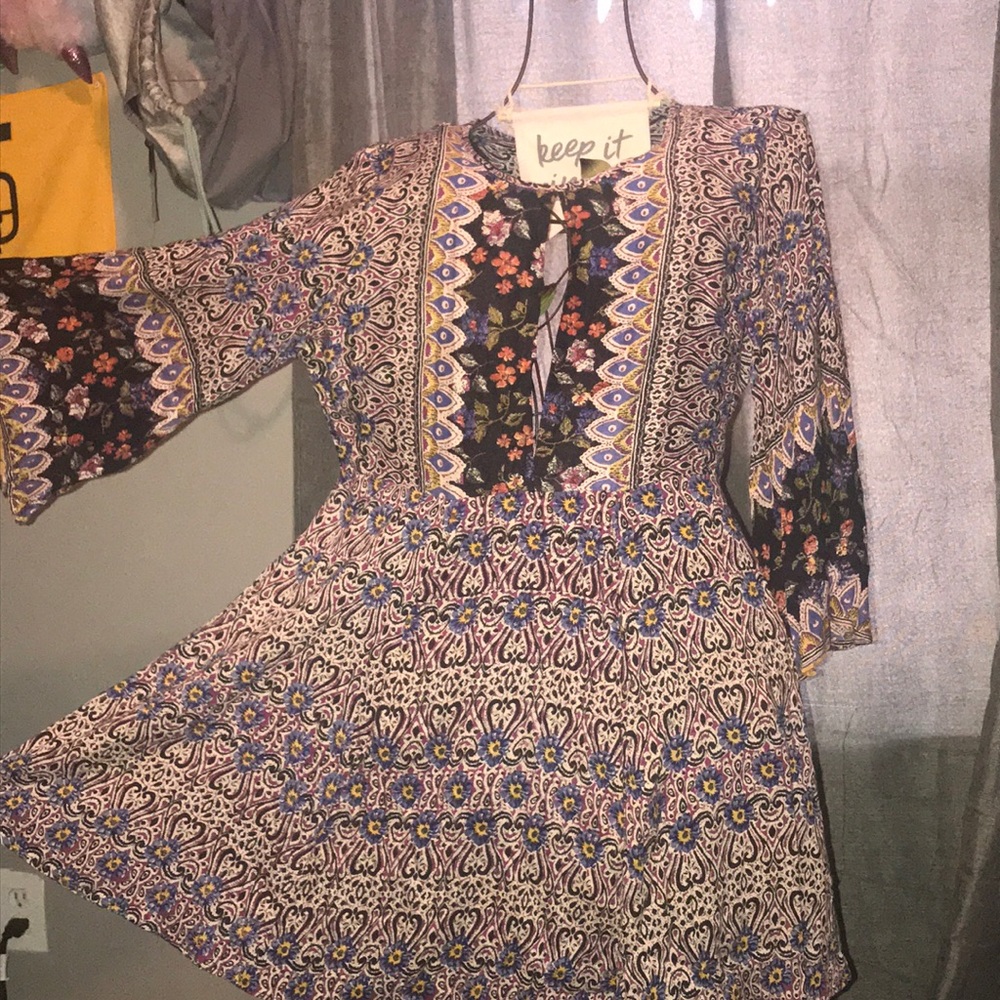 Dress - Picture 4 of 4